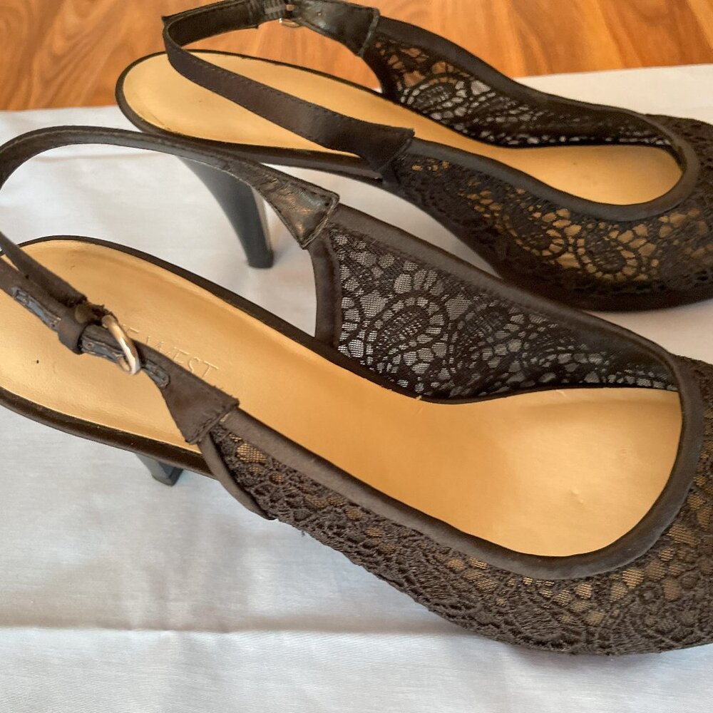 BLACK LACE SANDAL - DRESSY SHOE 9.5 - Picture 2 of 5